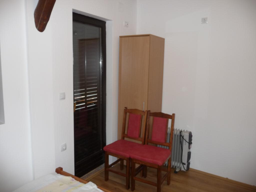 Etno Domacinstvo Milenkovic Villa Despotovac Buitenkant foto