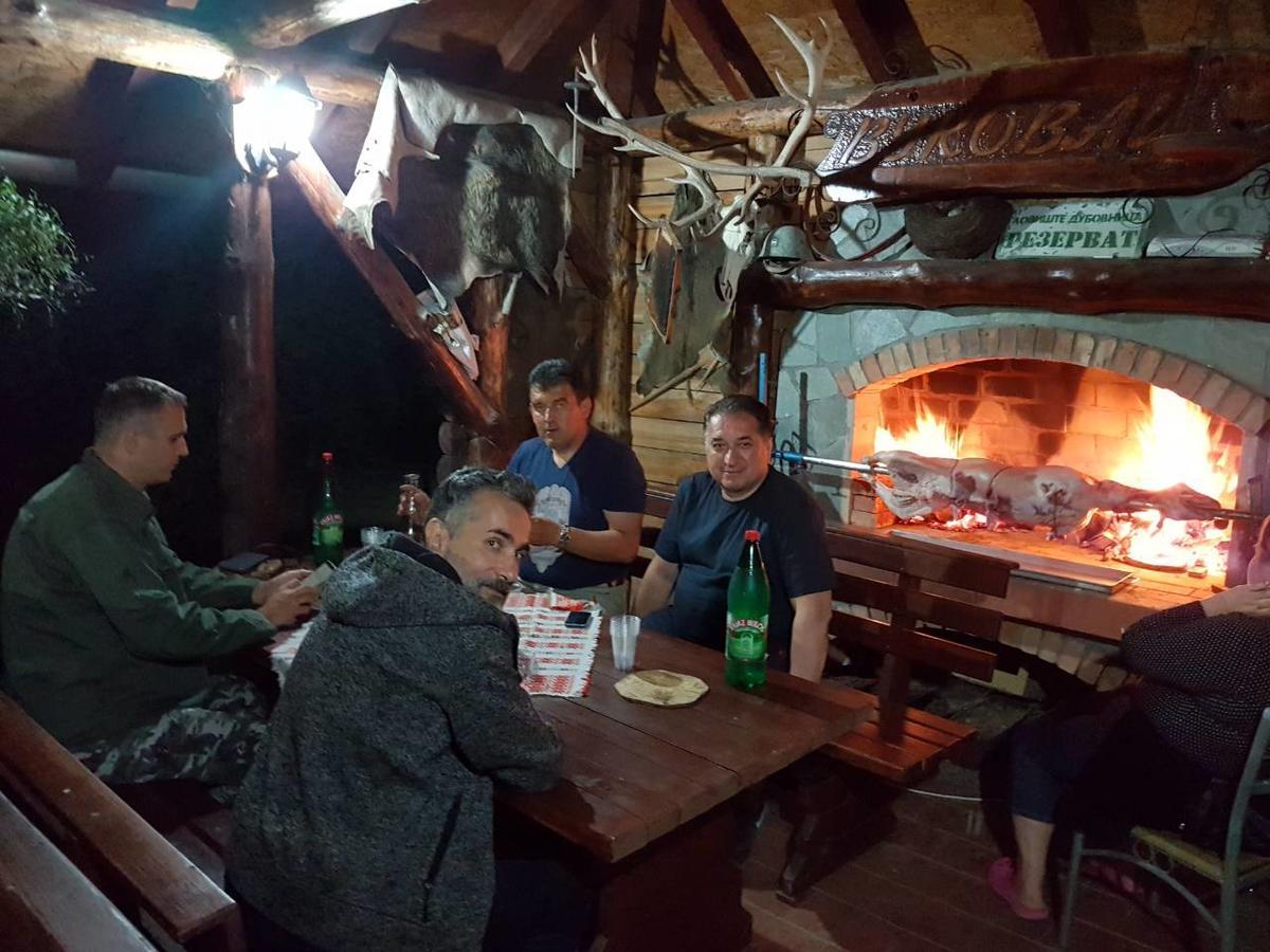 Etno Domacinstvo Milenkovic Villa Despotovac Buitenkant foto