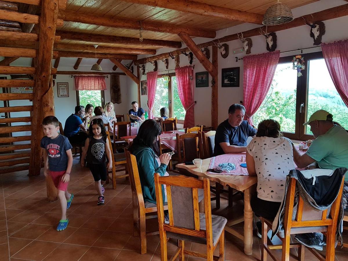 Etno Domacinstvo Milenkovic Villa Despotovac Buitenkant foto
